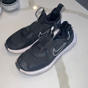 Nike Little Boys Size 1Y